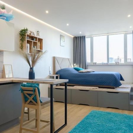 Mini-Smart 1 Apartment Kiev Ngoại thất bức ảnh