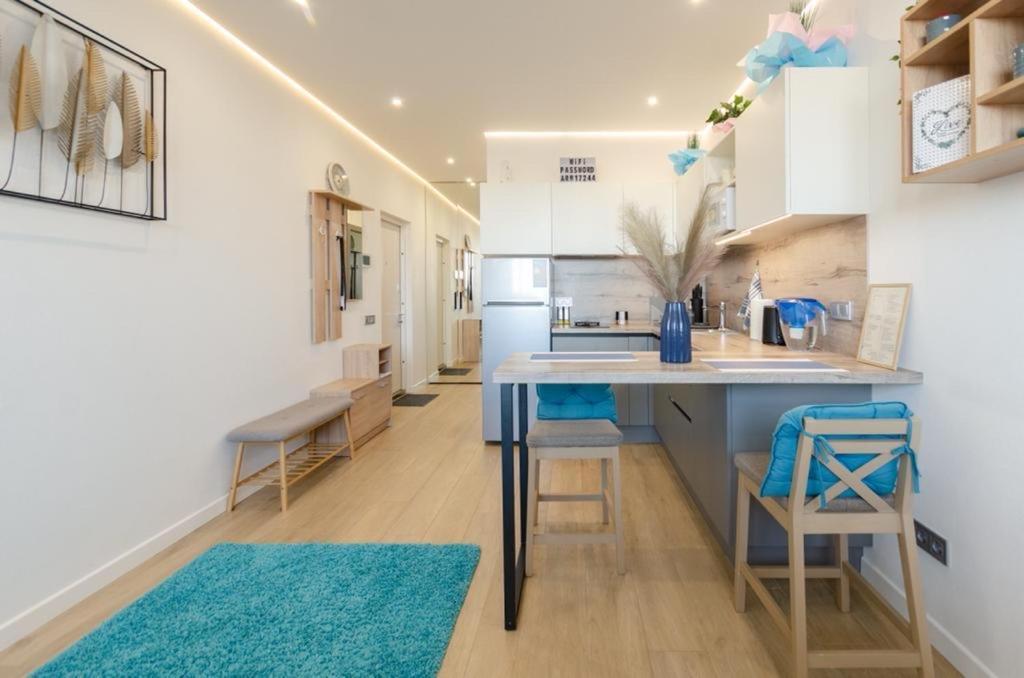 Mini-Smart 1 Apartment Kiev Ngoại thất bức ảnh